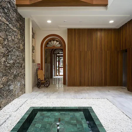 Casa Mft *