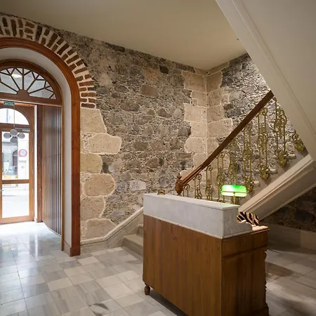Casa Mft *